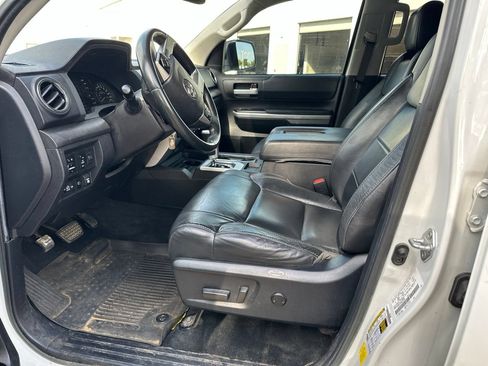 Used 2021 Toyota Tundra SR5 w/ SR5 Leather Package AWD/4WD image 5
