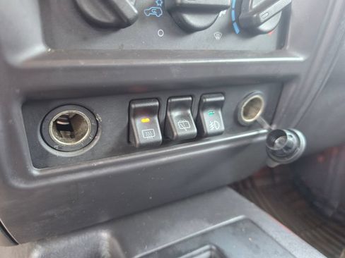 Used 2001 Jeep Cherokee Limited AWD/4WD image 24
