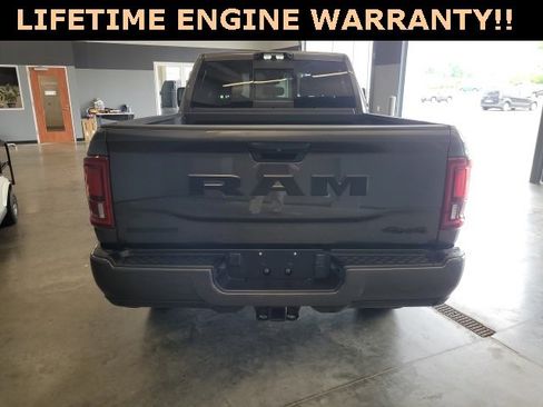 New 2025 RAM 2500 Big Horn image 8