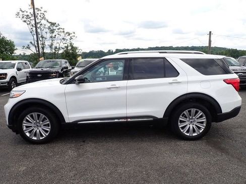 Used 2024 Ford Explorer Limited w/ Limited Technology Package AWD/4WD image 2