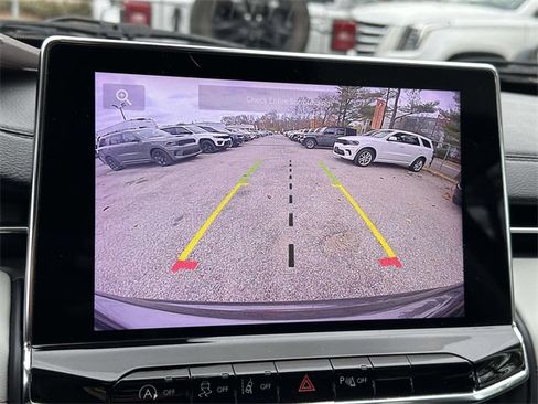 Certified 2022 Jeep Compass Limited image 39