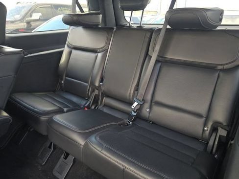 Used 2025 Ford Expedition Max Platinum w/ Stealth Appearance Package AWD/4WD image 9