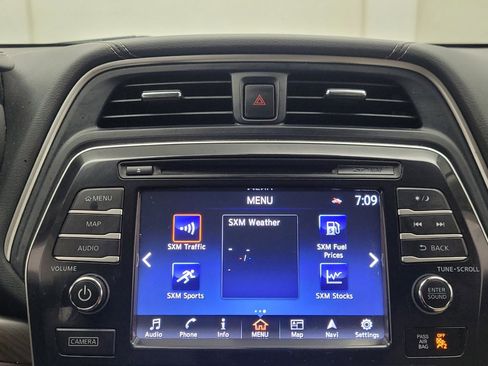 Used 2017 Nissan Maxima Platinum FWD image 25