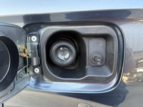 Certified 2025 Honda CR-V Sport Touring image 36