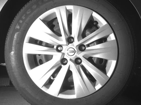 Used 2025 Nissan Sentra S FWD image 15