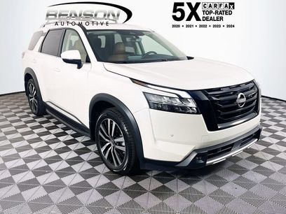 Used 2023 Nissan Pathfinder Platinum w/ Lighting Package (N93)