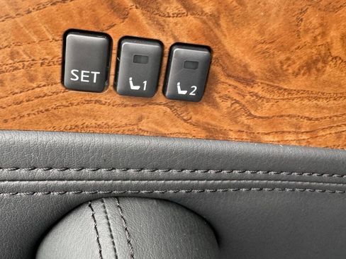 Used 2024 Nissan Armada SL w/ Cargo Package image 30