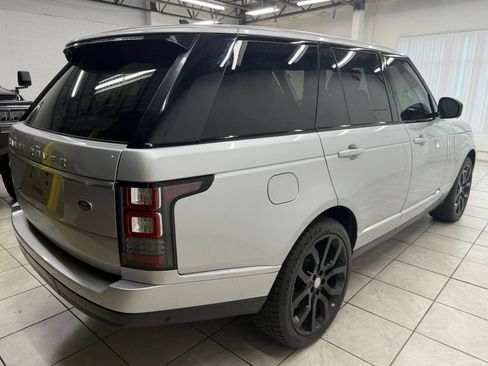 Used 2015 Land Rover Range Rover Supercharged AWD/4WD image 9