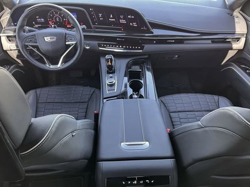 Used 2024 Cadillac Escalade V image 11