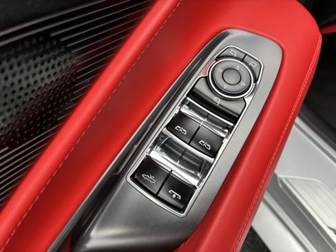 Used 2026 Chevrolet Corvette Stingray Premium Conv w/ Z51 Performance Package RWD image 19