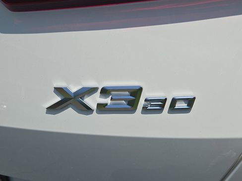 Used 2025 BMW X3 xDrive30i w/ Convenience Package image 15
