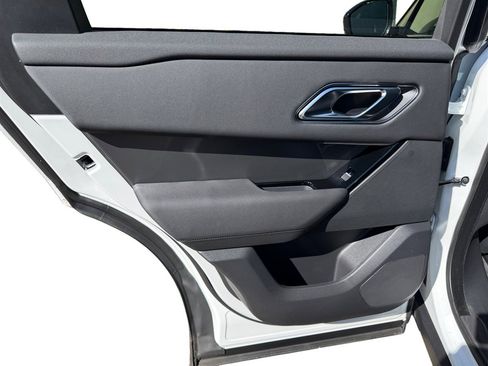 Used 2024 Land Rover Range Rover Velar Dynamic SE image 17