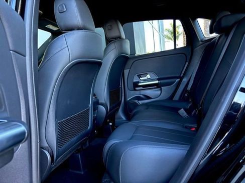 Certified 2025 Mercedes-Benz GLA 250 image 23