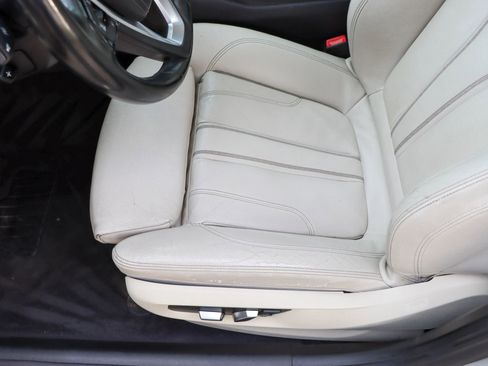 Used 2017 BMW 540i xDrive image 16