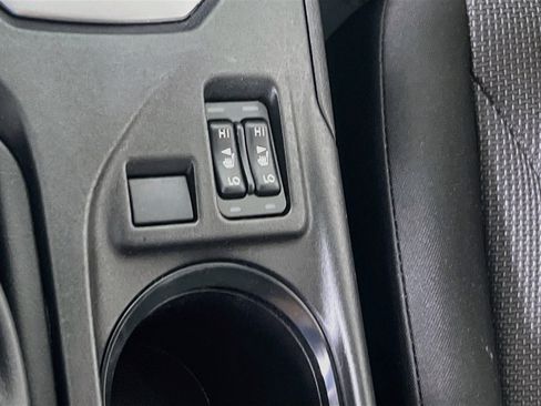 Used 2023 Subaru Impreza 2.0i Premium AWD/4WD image 19