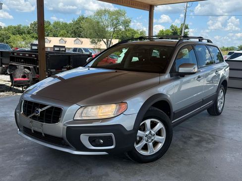 Used 2009 Volvo XC70 3.2 AWD/4WD image 2