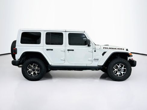 Used 2019 Jeep Wrangler Unlimited Rubicon AWD/4WD image 10