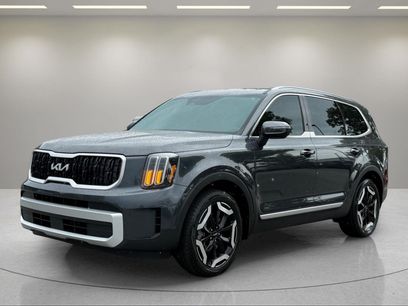 Used 2024 Kia Telluride EX