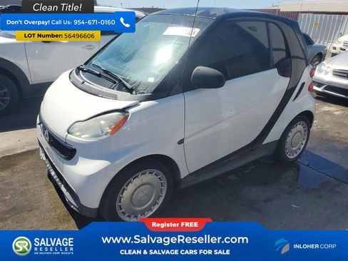 Used 2015 smart fortwo Coupe RWD image 1