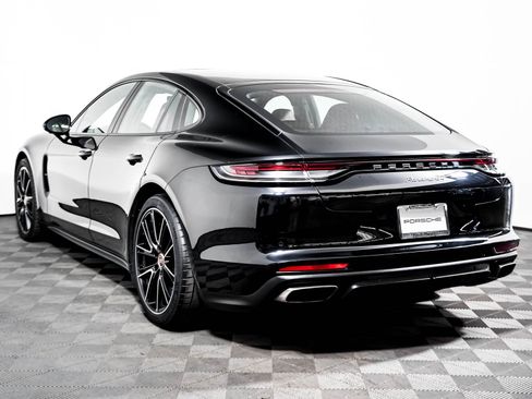 Certified 2023 Porsche Panamera 4 w/ Premium Package AWD/4WD image 3