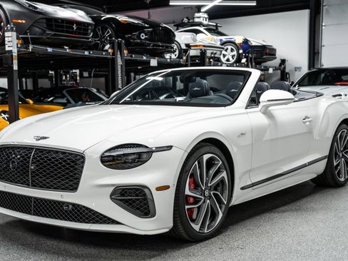 Used 2025 Bentley Continental GT Speed image 5