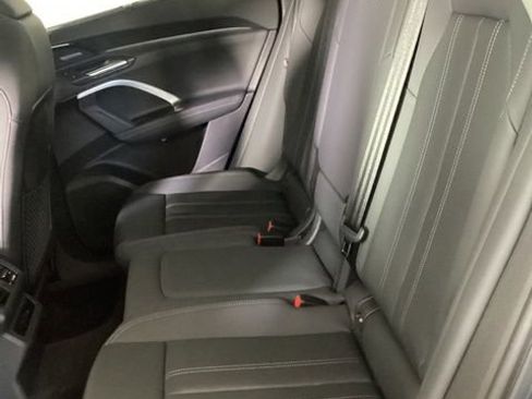 Certified 2025 Audi Q5 Premium Plus w/ Premium Plus image 10