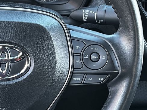 Used 2023 Toyota Corolla SE image 14
