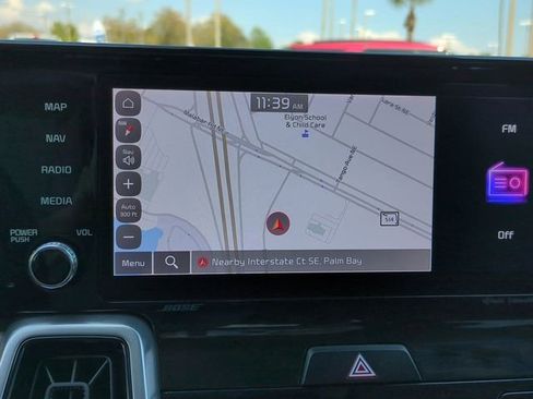 Used 2023 Kia Sorento SX Prestige image 22