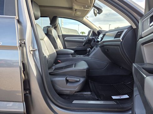 Used 2022 Volkswagen Atlas SE image 18