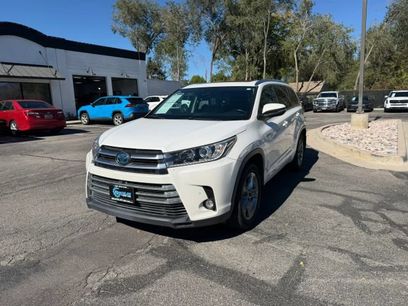 Used 2019 Toyota Highlander Limited Platinum