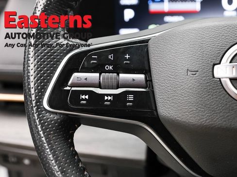 Used 2023 Nissan Ariya FWD image 14