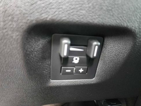 Used 2013 Chevrolet Tahoe LTZ AWD/4WD image 27