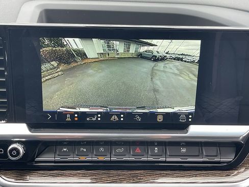 New 2026 GMC Sierra 1500 Elevation w/ Elevation Premium Package AWD/4WD image 15