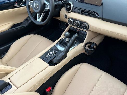 New 2025 MAZDA MX-5 Miata Grand Touring w/ Weather Package image 17