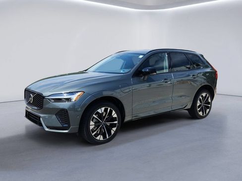 New 2026 Volvo XC60 T8 Plus w/ Protection Package Premier AWD/4WD image 7