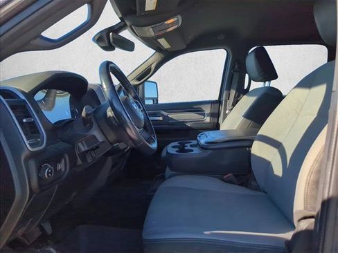 Used 2023 RAM 2500 Big Horn w/ Level 1 Equipment Group image 9