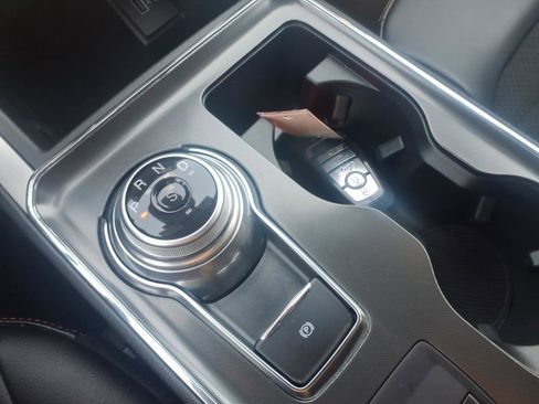 Used 2024 Ford Edge ST-Line image 20