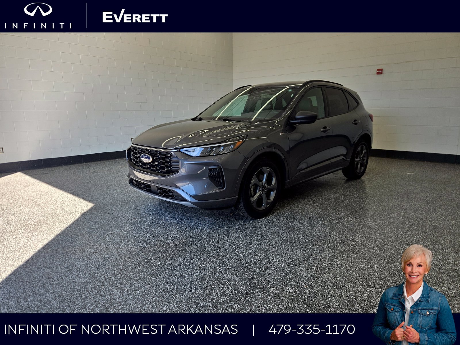 Used 2024 Ford Escape ST-Line w/ Tech Pack #1 FWD image 1