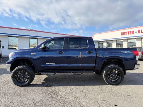 Used 2012 Toyota Tundra 4x4 CrewMax image 8