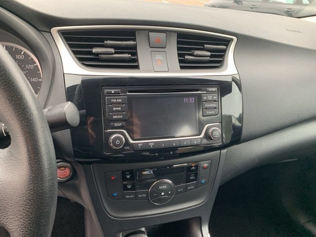 Used 2018 Nissan Sentra SV FWD image 34