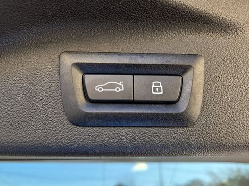 Used 2020 BMW X7 xDrive40i w/ Executive Package image 29