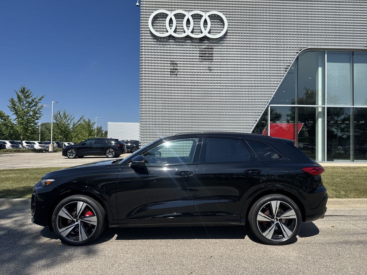 New 2026 Audi SQ5 Premium Plus AWD/4WD image 29