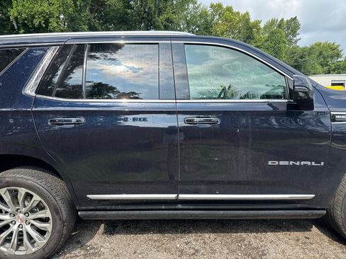 Used 2021 GMC Yukon Denali RWD image 31