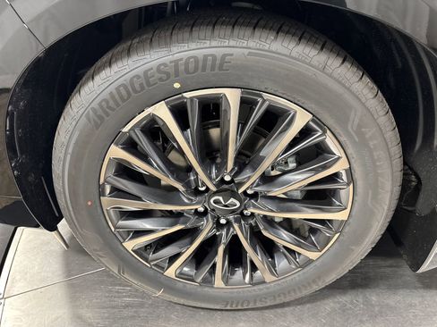 New 2026 INFINITI QX80 Autograph AWD/4WD image 2