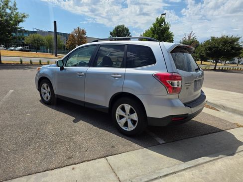 Used 2015 Subaru Forester 2.5i Limited AWD/4WD image 5