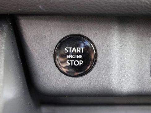 Certified 2026 Nissan Rogue SV FWD image 12