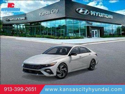 New 2025 Hyundai Elantra SEL
