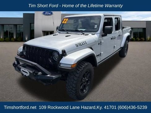 Used 2022 Jeep Gladiator Overland AWD/4WD image 2