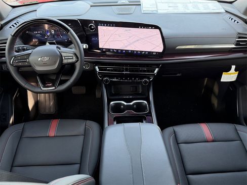 New 2026 Chevrolet Traverse RS image 10