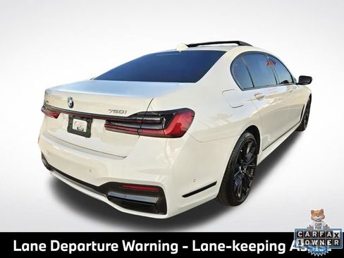 Used 2022 BMW 750i xDrive w/ Executive Package AWD/4WD image 9